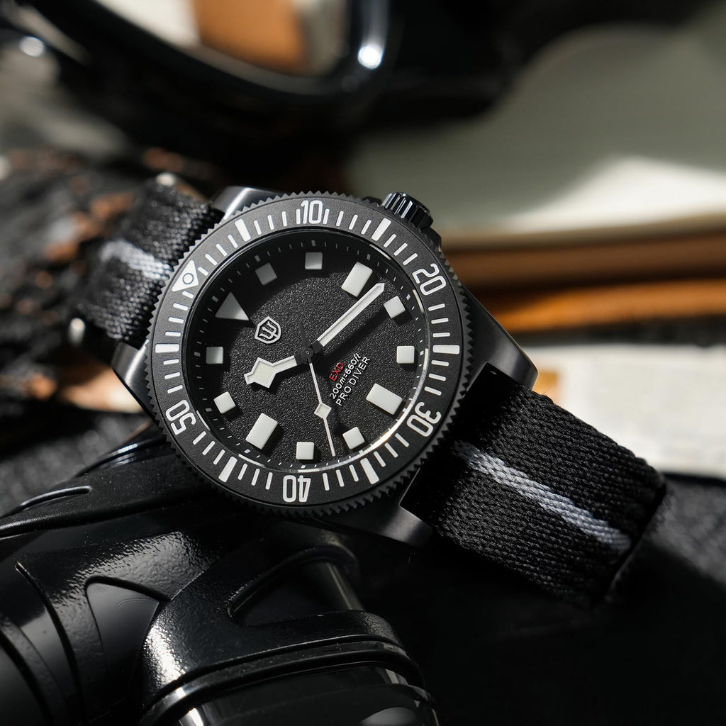 40mm Titanium Dive Watch T601055