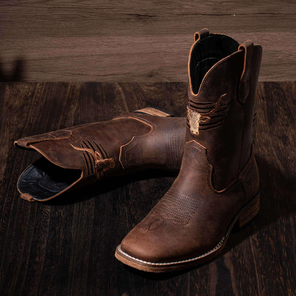 Cowboy Boots Wide Square Toe Slip Resist L3205